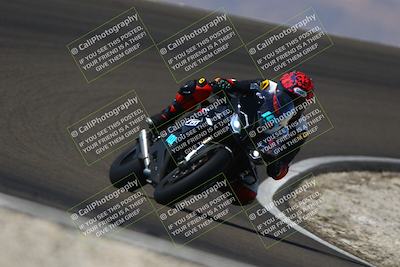 media/Sep-21-2025-TrackDaz (Sun) [[277c75b276]]/A Group/12pm (Turn 2)/